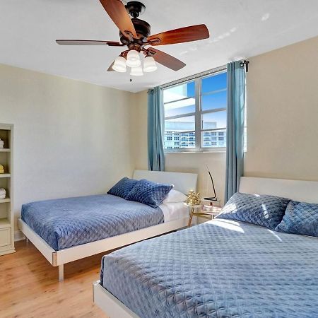 2Bd Condo Christmas Retreat Pool Beachside Голливуд Экстерьер фото